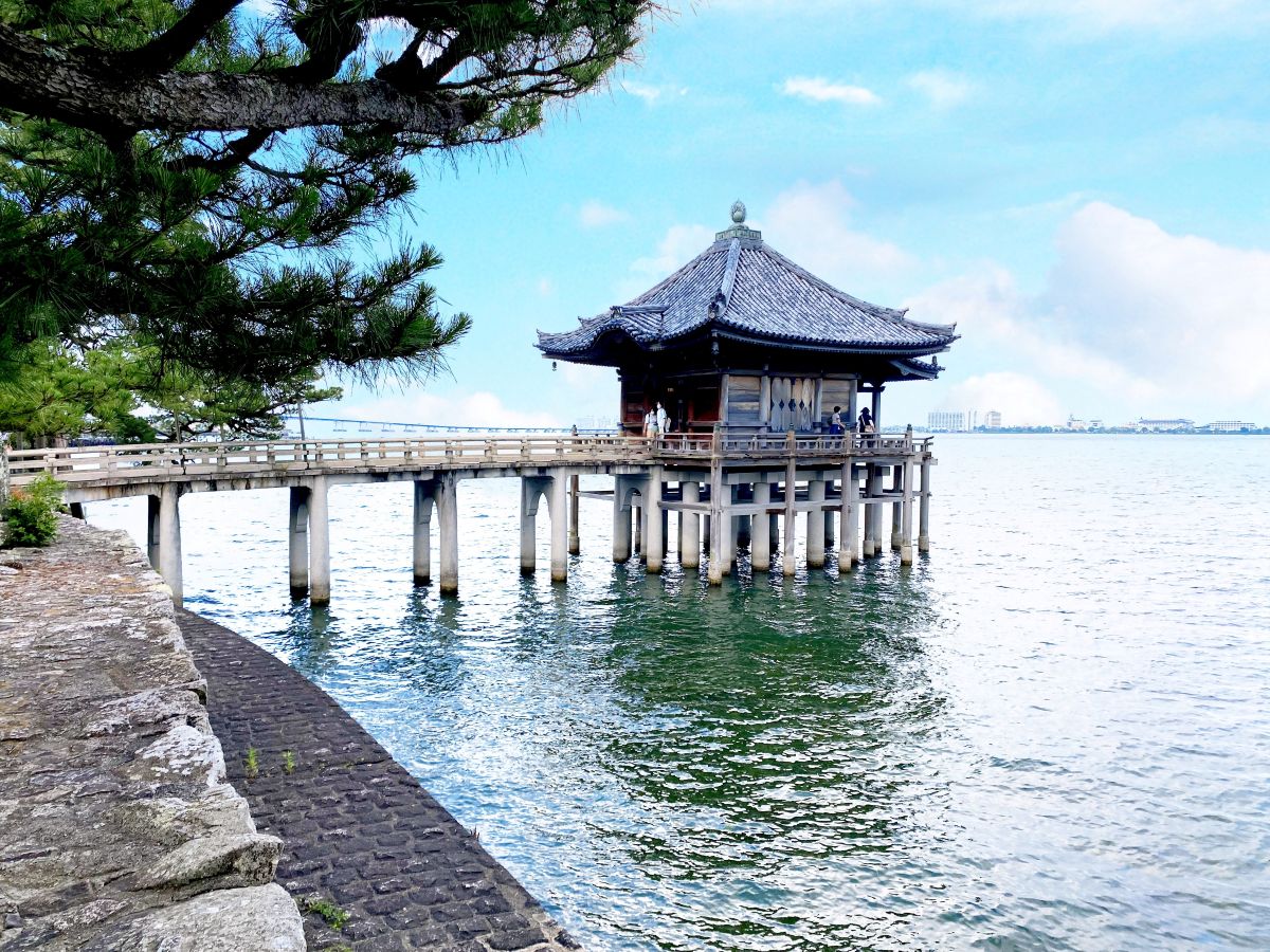浮御堂 / BIWAKO